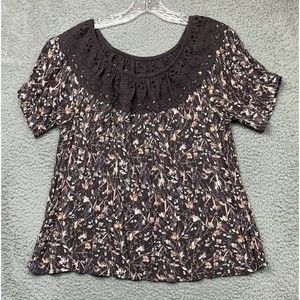 Maurices Shirt Womens Medium Brown Floral Eyelets Stretch Rayon